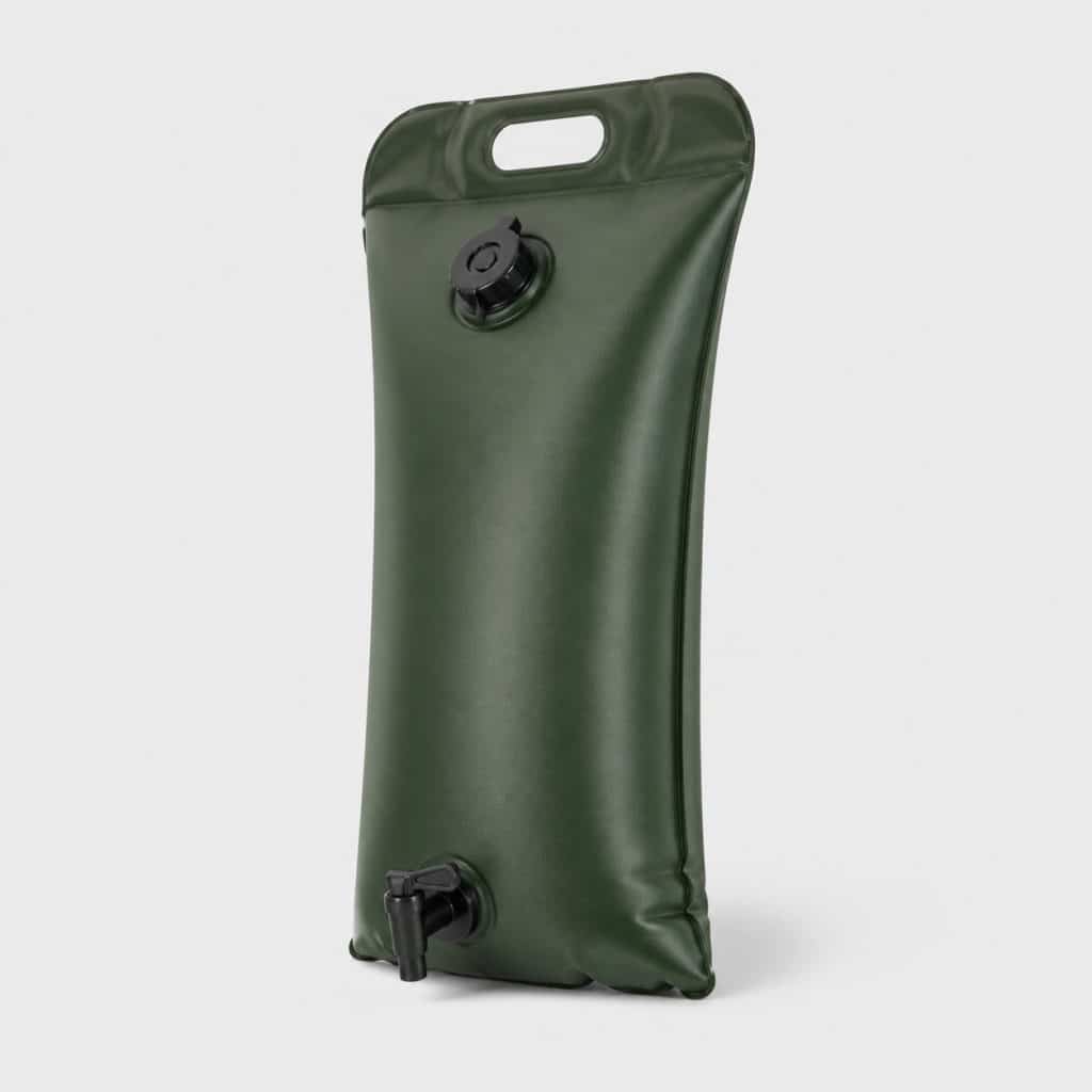 Bidon d'eau portable pour douche solaire de 20 litres en vert foncé